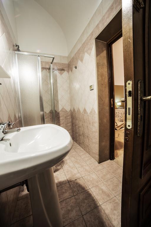 B&B Germinario Трани Экстерьер фото